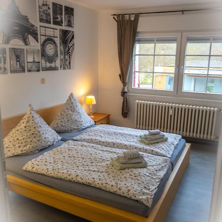 Ferienwohnung & Apartment Am Steinbrunnen Brauneberg Dış mekan fotoğraf