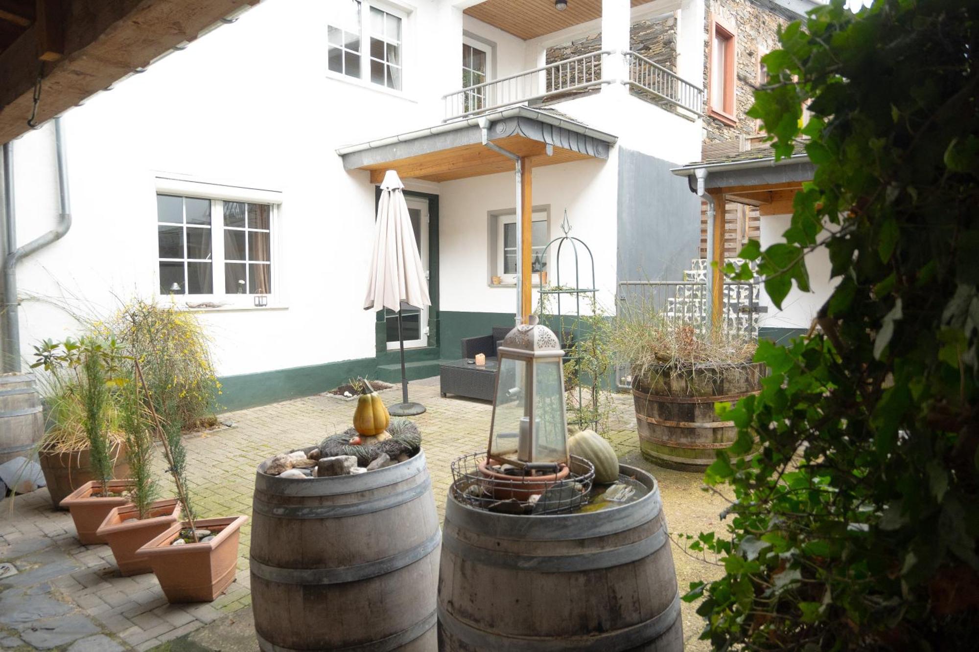 Ferienwohnung & Apartment Am Steinbrunnen Brauneberg Dış mekan fotoğraf